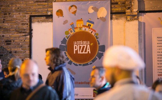 30 maestri pizzaioli chiamati a raccolta a Milano, forni accesi per La Città della pizza